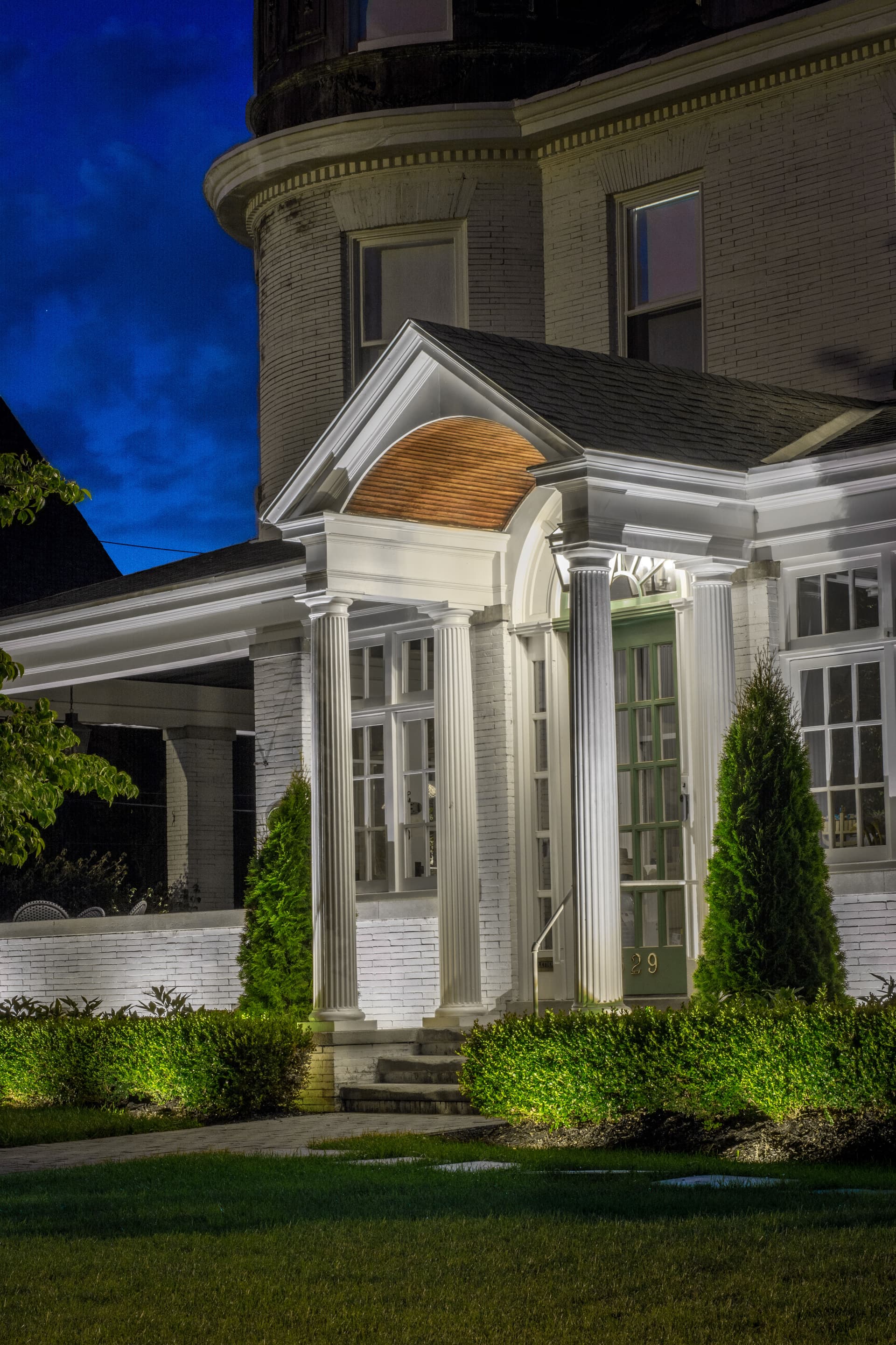 Gallery photos for Elegant Landscape Lighting Easton PA: Image #4