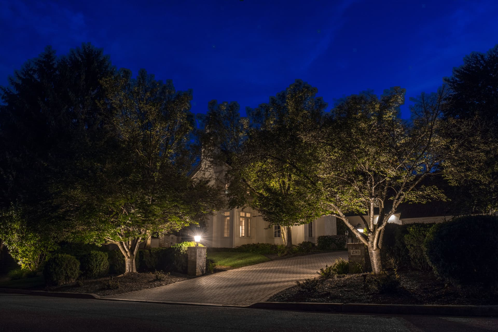 Gallery photos for Allentown Outdoor Lighting Transformation: Image #3