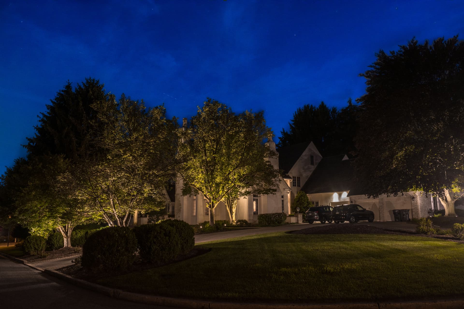 Gallery photos for Allentown Outdoor Lighting Transformation: Image #4
